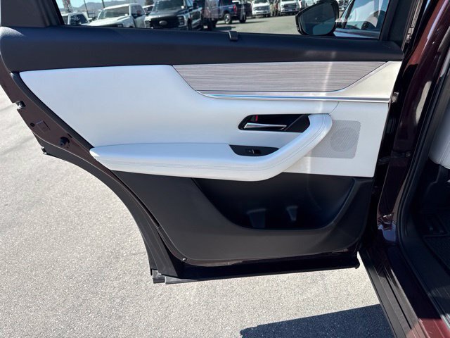 Used 2024 MAZDA CX-90 Plug-In Hybrid w/ Premium Plus AWD/4WD image 12