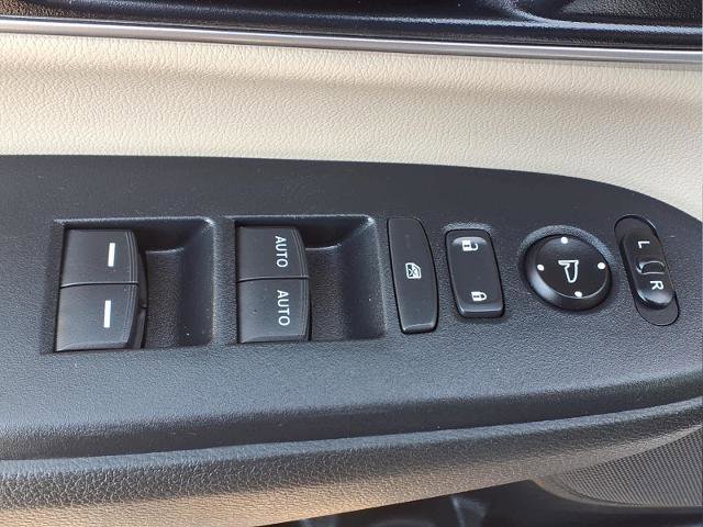 Used 2022 Honda CR-V EX-L image 16