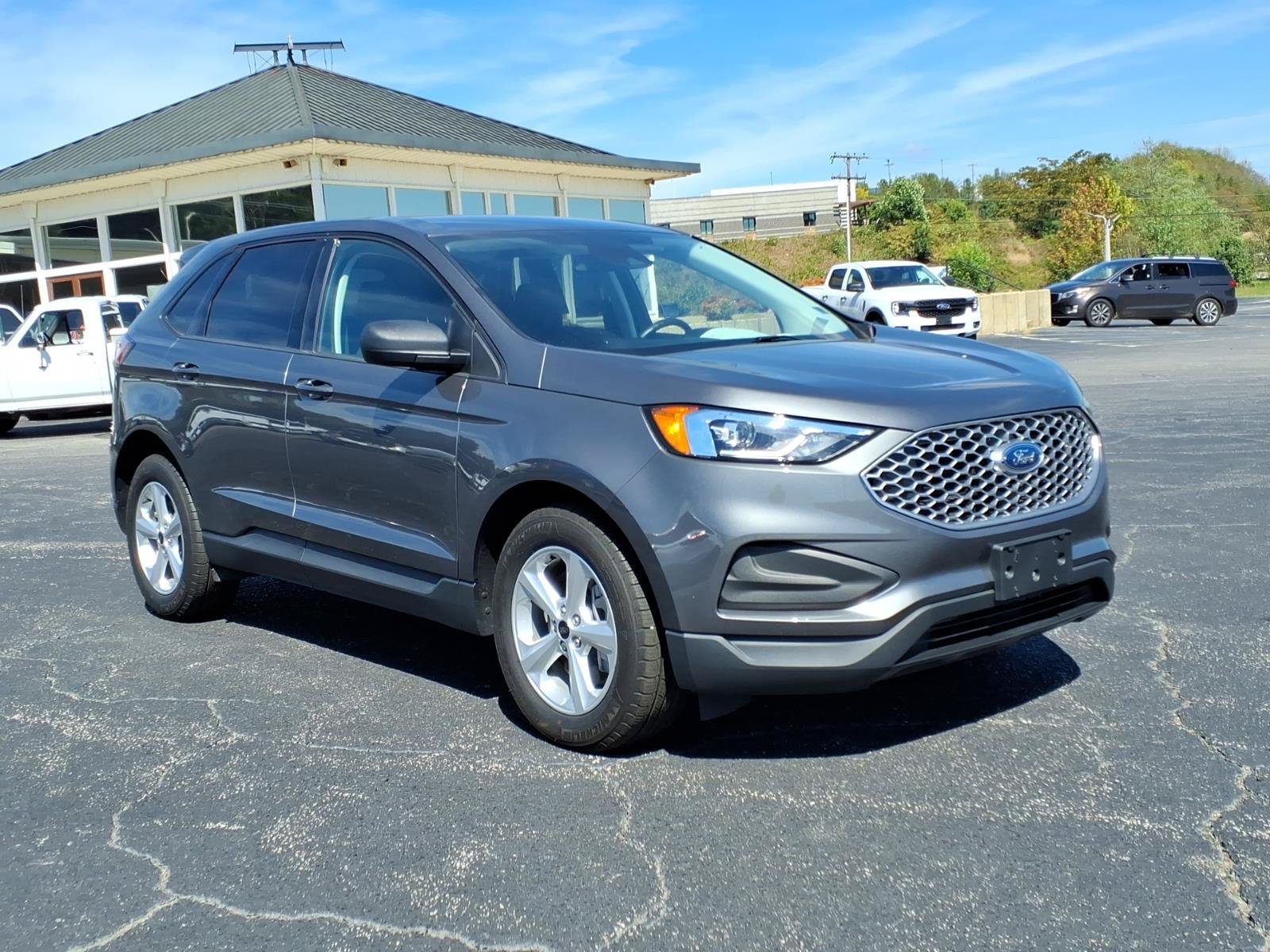 Certified 2024 Ford Edge SE AWD/4WD image 1
