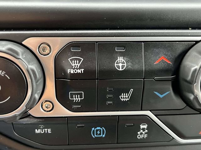 Used 2021 Jeep Wrangler Unlimited Sahara image 17