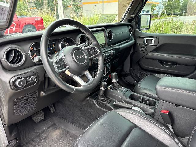 Used 2021 Jeep Wrangler Unlimited Sahara AWD/4WD image 6