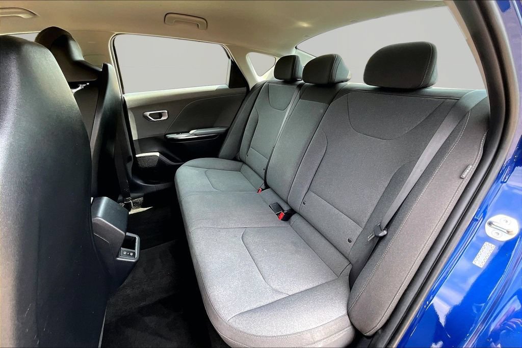 Used 2025 Kia K4 FWD image 26