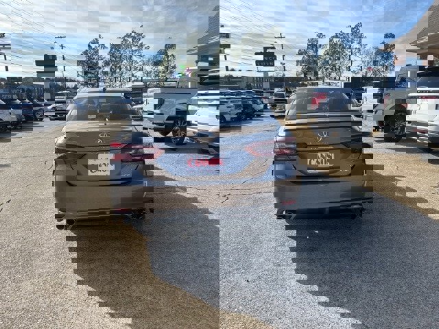 Used 2024 Toyota Camry XSE image 4