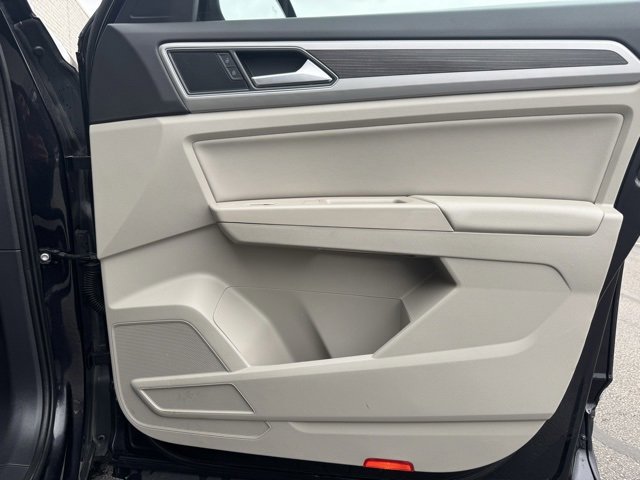 Used 2019 Volkswagen Atlas SE w/ Towing Package image 25