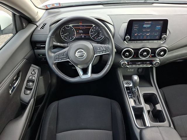 Used 2020 Nissan Sentra SV FWD image 11