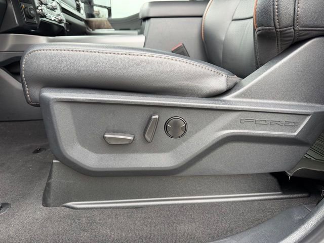 Certified 2025 Ford F450 Lariat w/ Lariat Ultimate Package image 9
