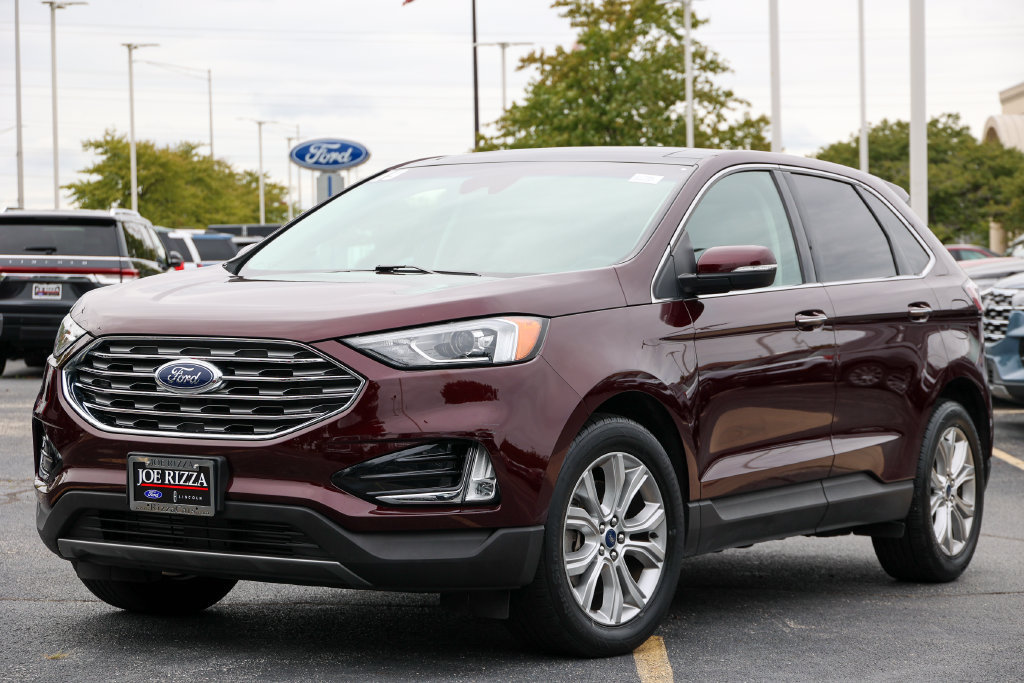 Certified 2019 Ford Edge Titanium w/ Cold Weather Package AWD/4WD image 2