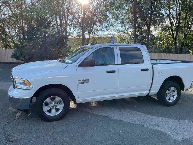 Used 2023 RAM 1500 Classic SLT w/ Electronics Group AWD/4WD image 2
