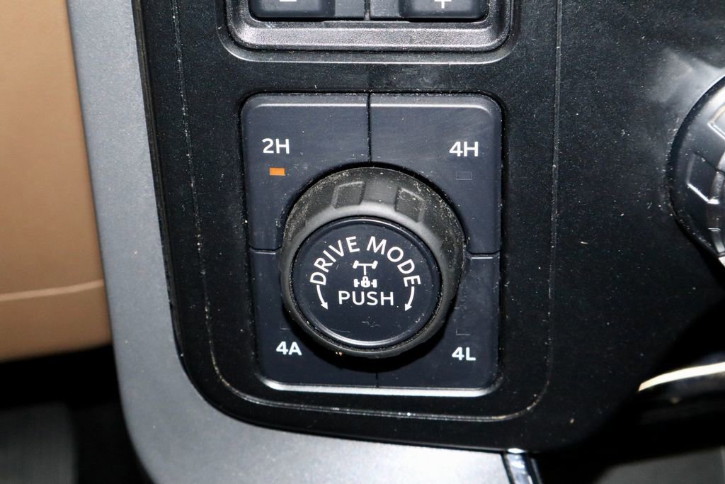 Certified 2023 Ford F150 Lariat w/ Equipment Group 502A High image 32