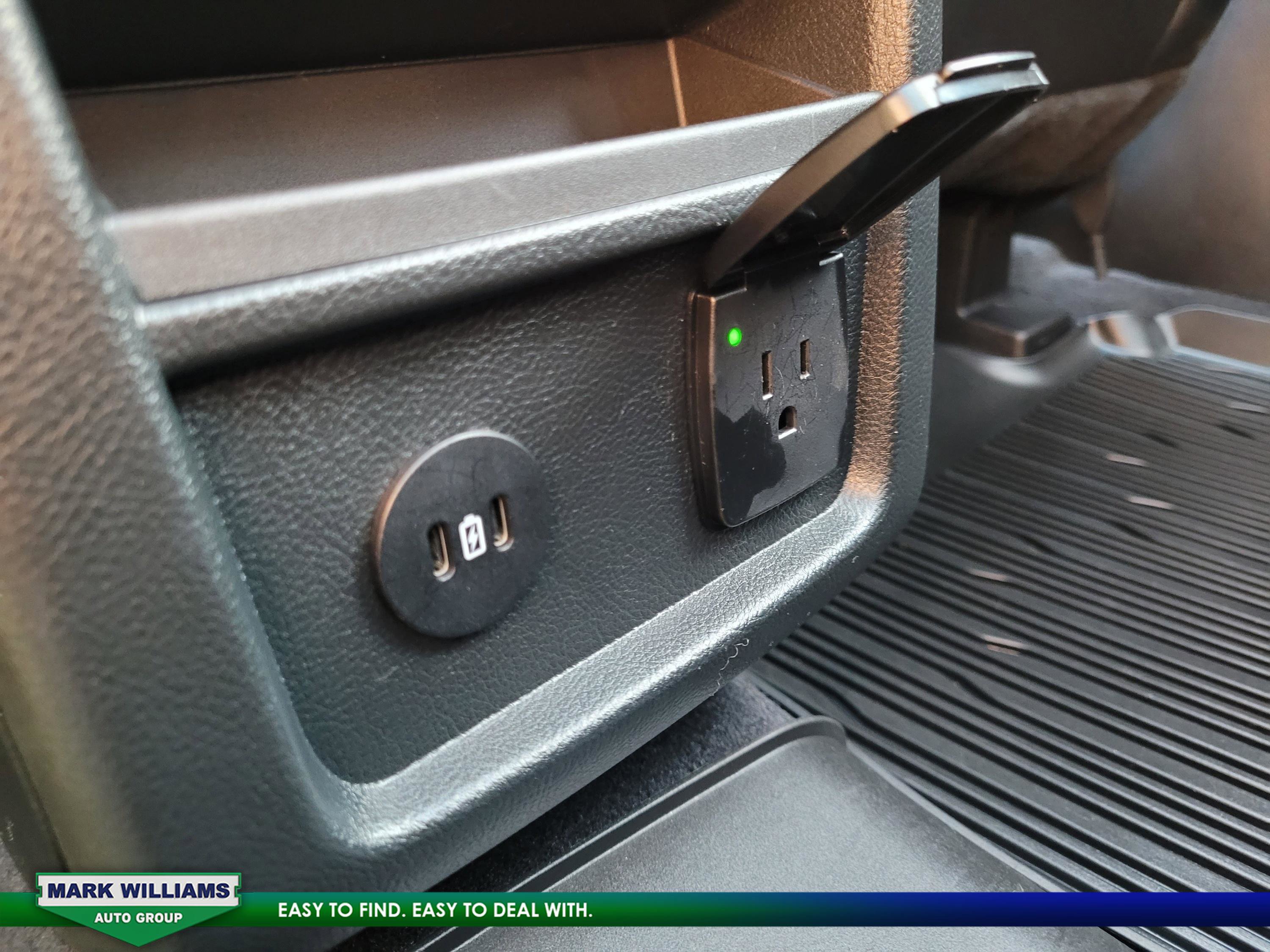 Certified 2024 Ford Edge ST w/ Equipment Group 401A image 16