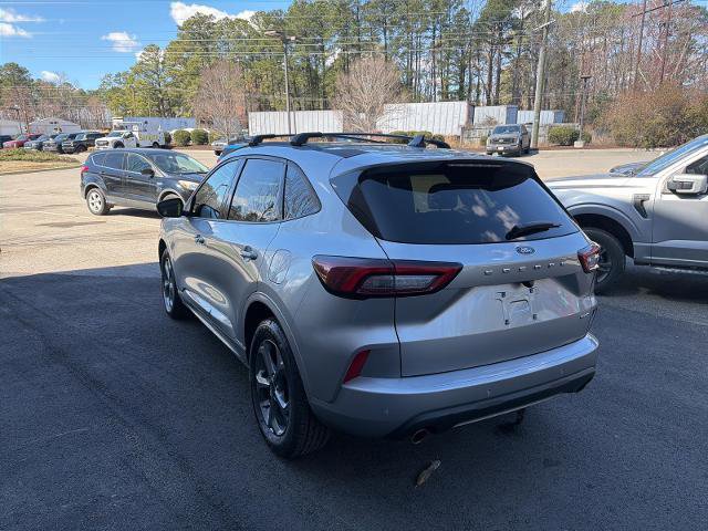 Certified 2023 Ford Escape ST-Line w/ Tech Pack #1 image 4