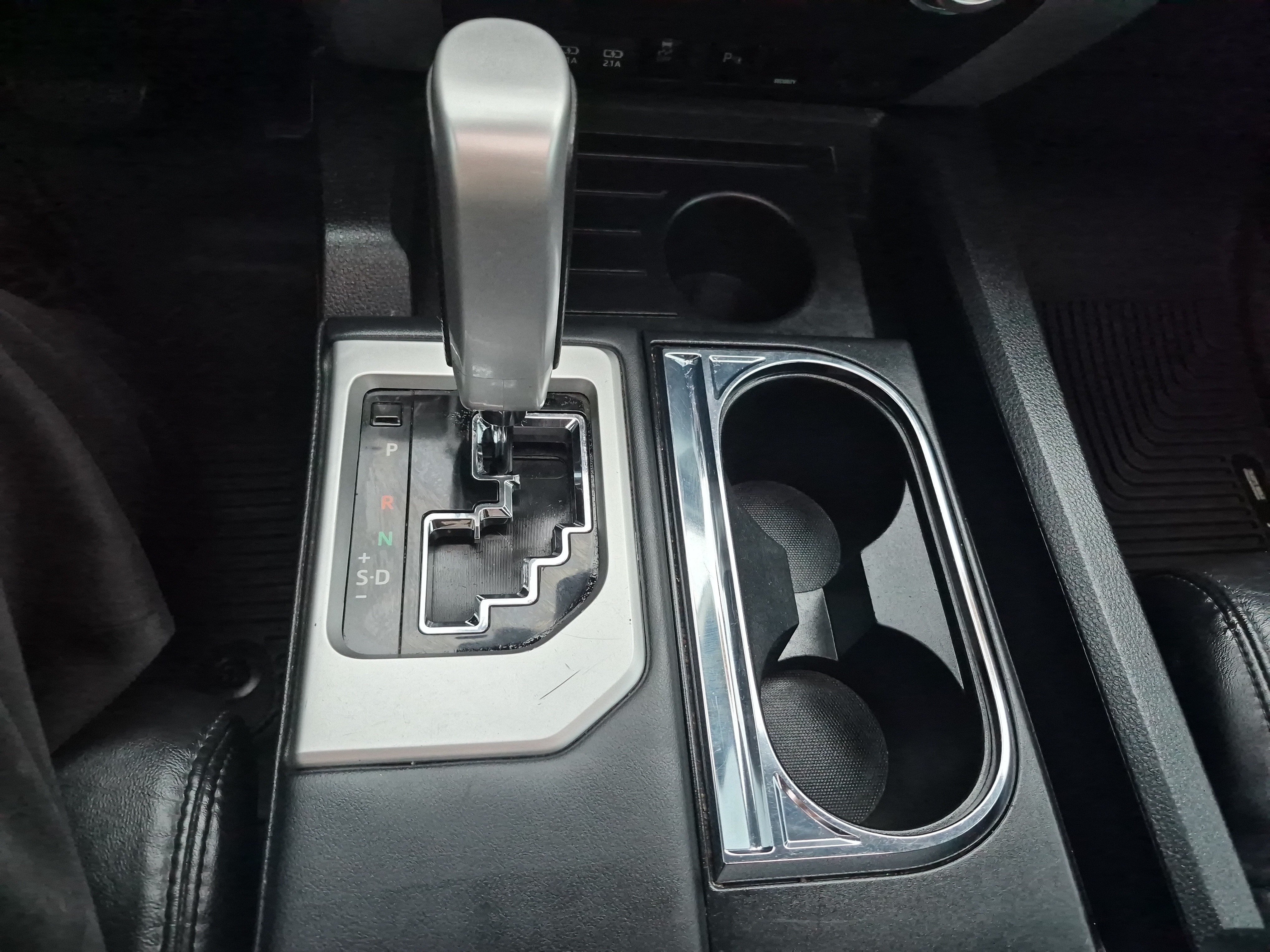 Used 2020 Toyota Tundra Platinum AWD/4WD image 32
