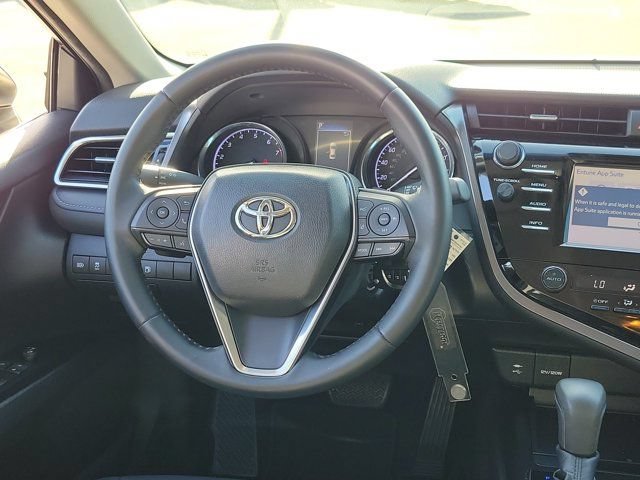 Used 2018 Toyota Camry SE FWD image 17