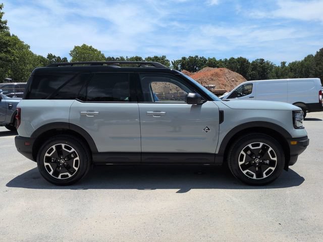 Certified 2022 Ford Bronco Sport Outer Banks w/ Tech Package AWD/4WD image 3
