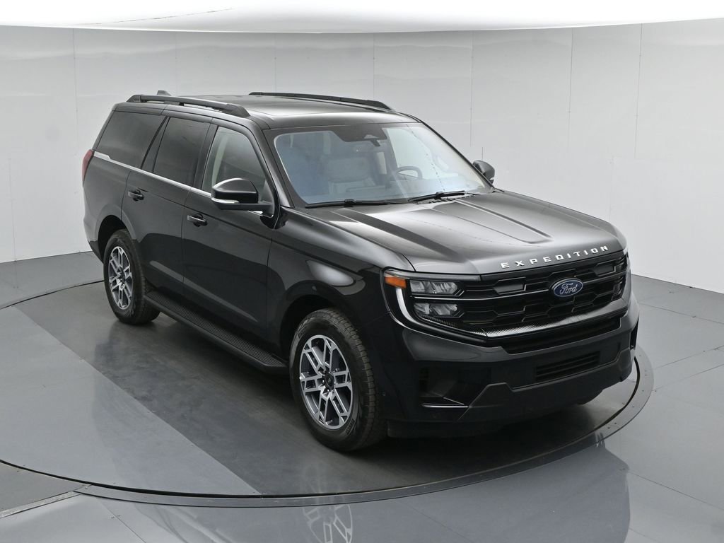 Certified 2025 Ford Expedition Active AWD/4WD image 45
