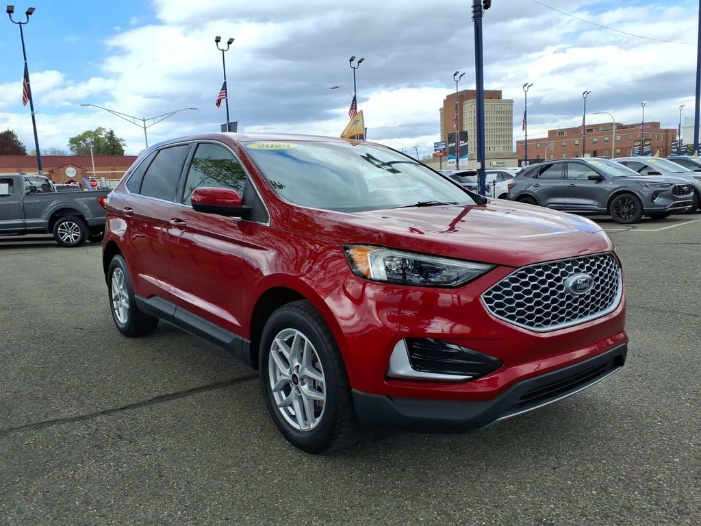 Certified 2024 Ford Edge SEL AWD/4WD image 4