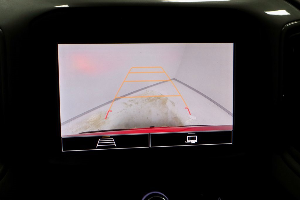 Used 2023 Chevrolet Silverado 1500 Custom image 2