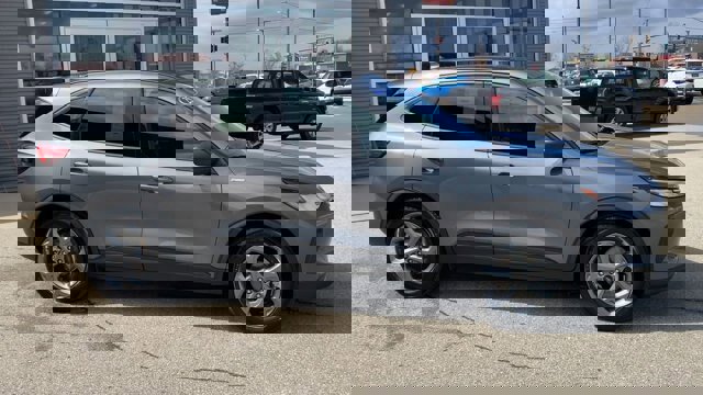 Certified 2025 Ford Escape ST-Line w/ Cold Weather Package image 3