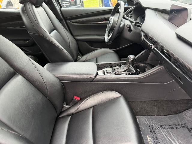 Used 2022 MAZDA MAZDA3 s FWD image 13