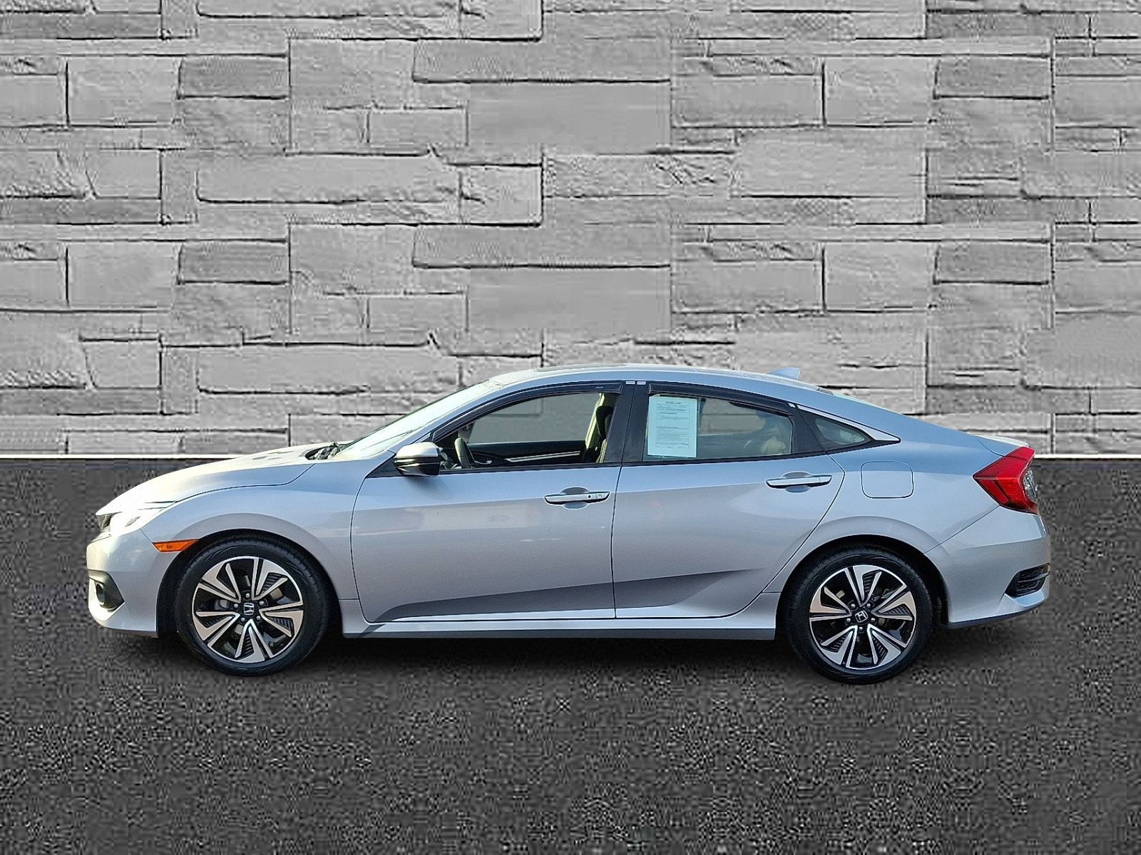 Used 2017 Honda Civic EX-T image 6