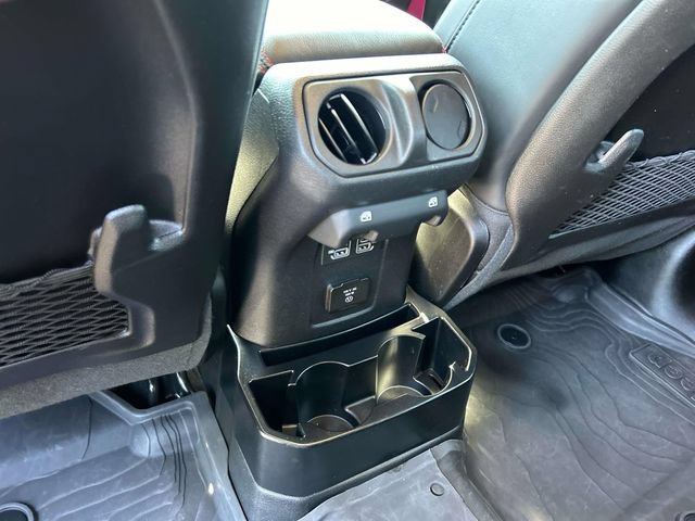 Used 2024 Jeep Wrangler Unlimited Rubicon AWD/4WD image 18