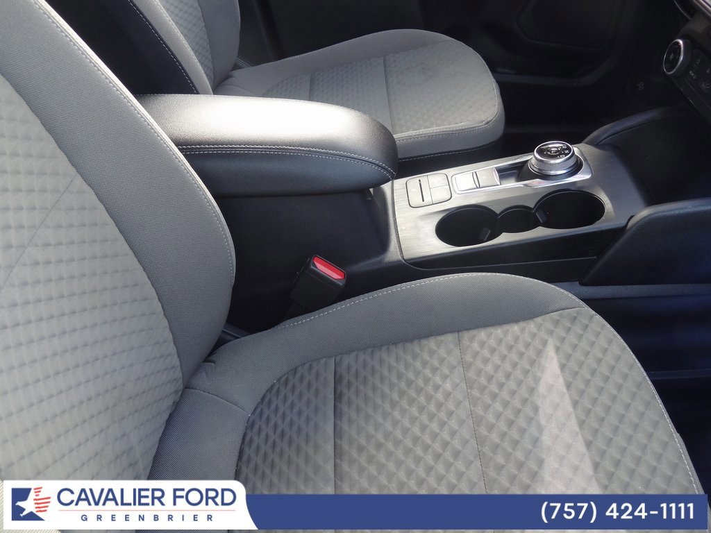 Certified 2022 Ford Escape SE image 9