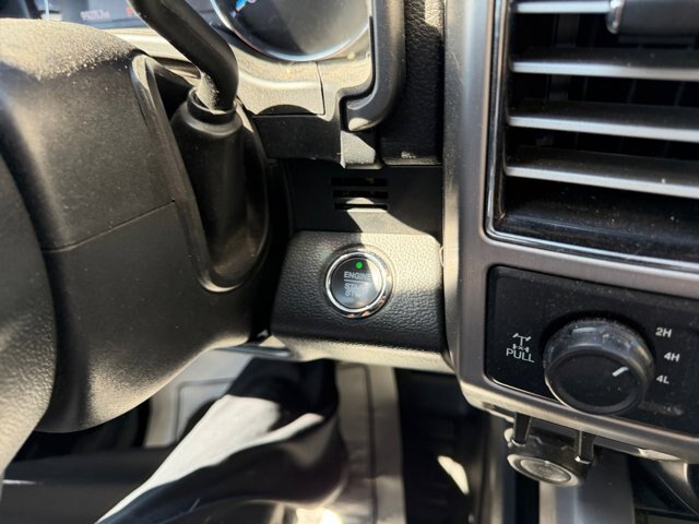 Certified 2020 Ford F350 Platinum AWD/4WD image 31