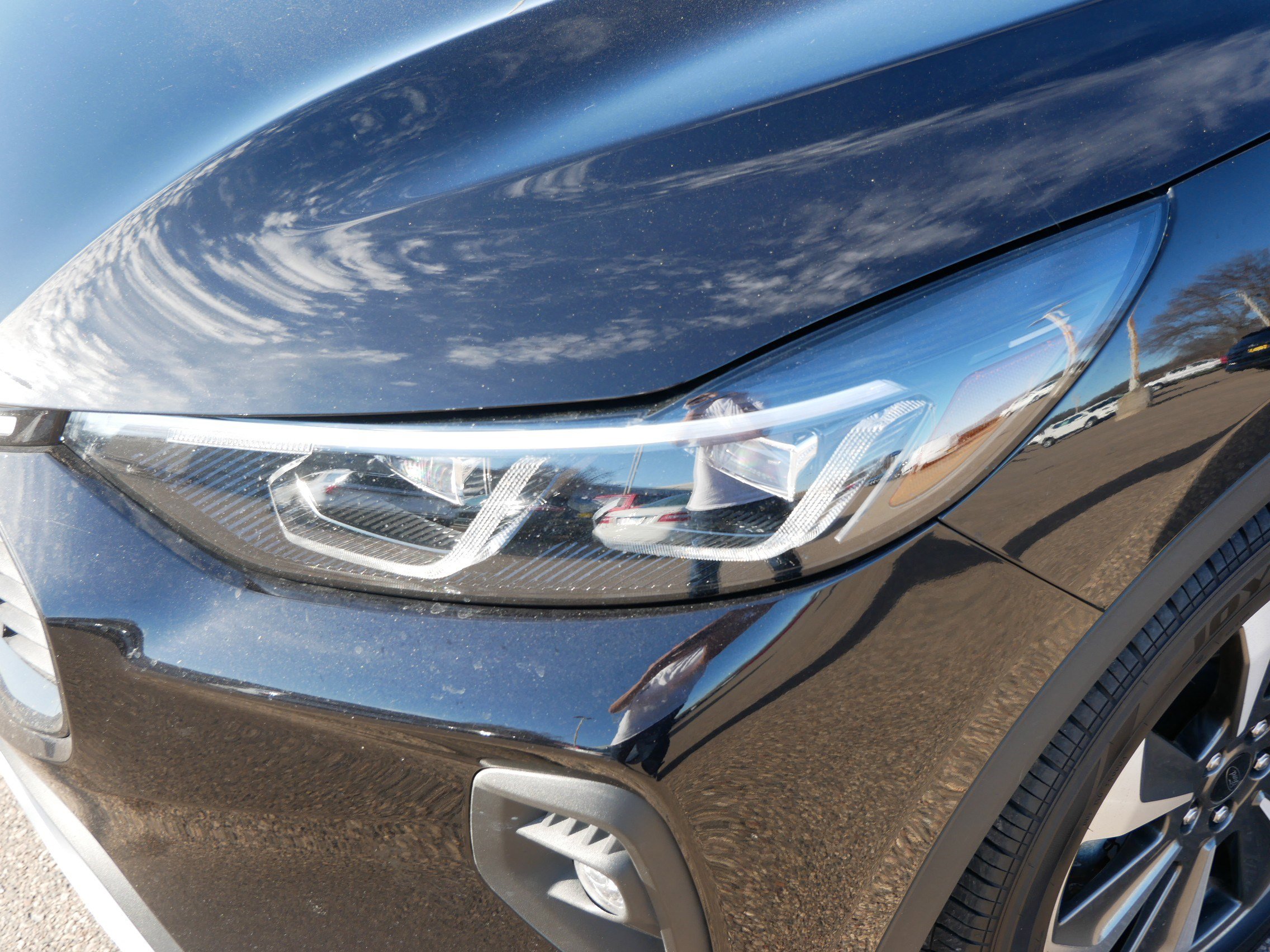 Certified 2024 Ford Escape Platinum AWD/4WD image 16