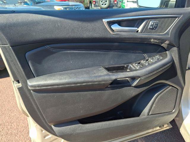Certified 2017 Ford Edge Titanium w/ Equipment Group 301A FWD image 12