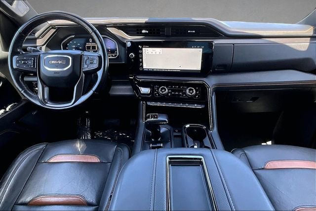 Used 2022 GMC Sierra 1500 AT4 w/ AT4 Premium Package AWD/4WD image 14