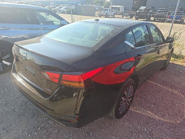 Used 2026 Nissan Altima 2.5 SV AWD/4WD image 3