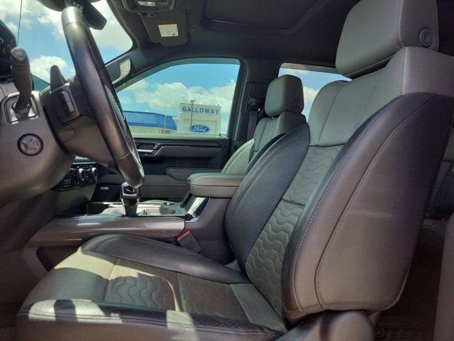 Used 2023 Chevrolet Silverado 1500 ZR2 w/ Technology Package image 27