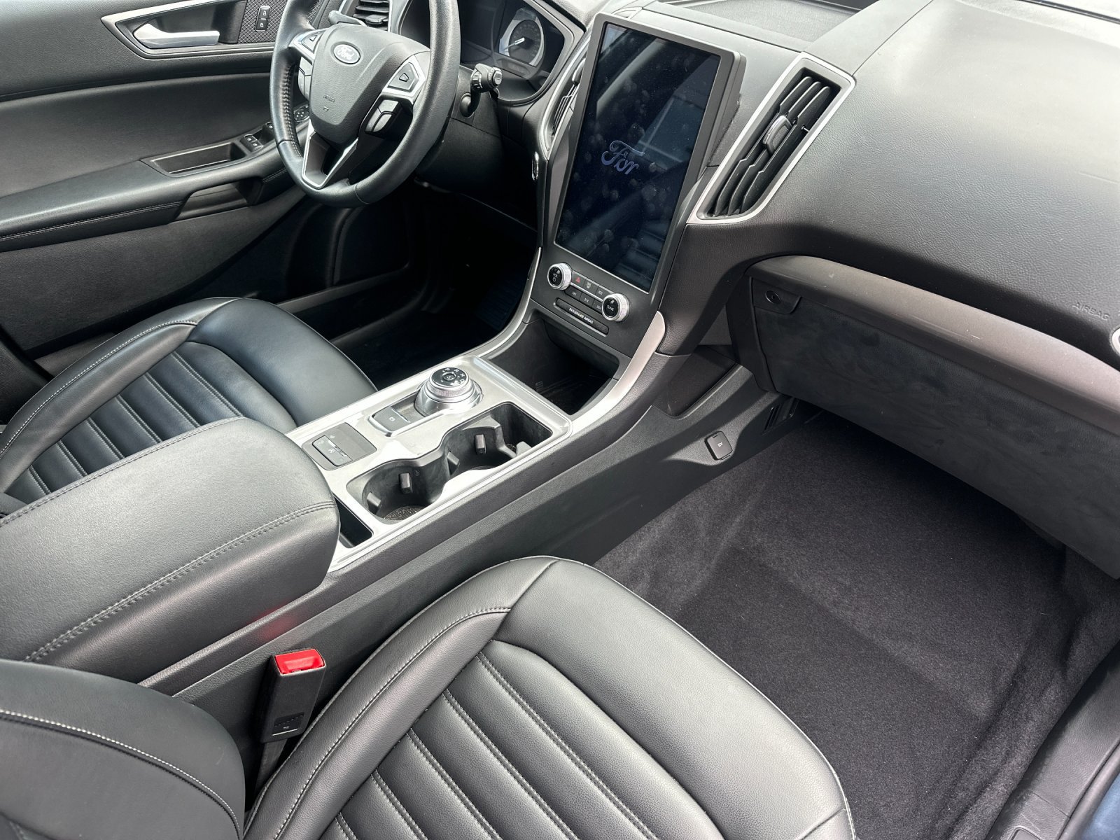 Certified 2024 Ford Edge SEL w/ Convenience Package AWD/4WD image 17