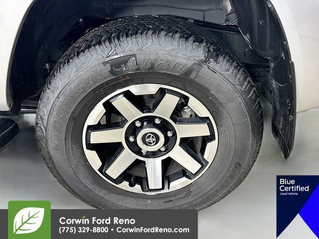 Used 2023 Toyota 4Runner TRD Off-Road Premium w/ Moonroof Package AWD/4WD image 35