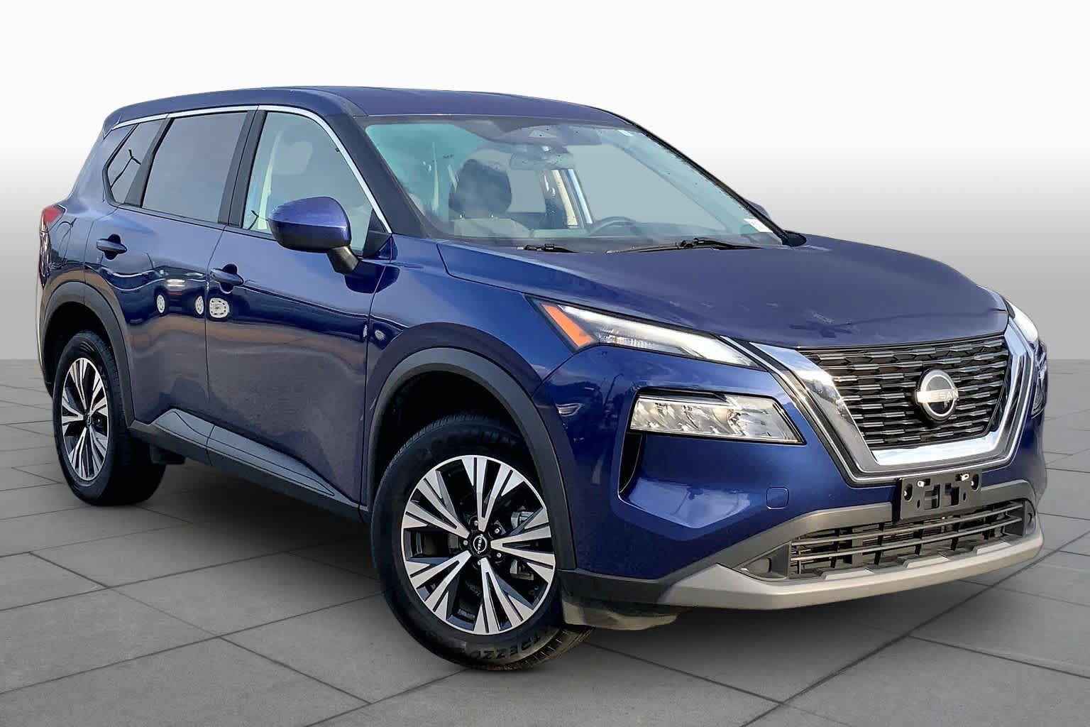 Used 2023 Nissan Rogue SV FWD image 3