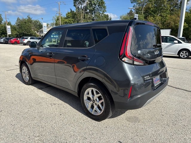 Used 2023 Kia Soul LX w/ LX Technology Package image 5