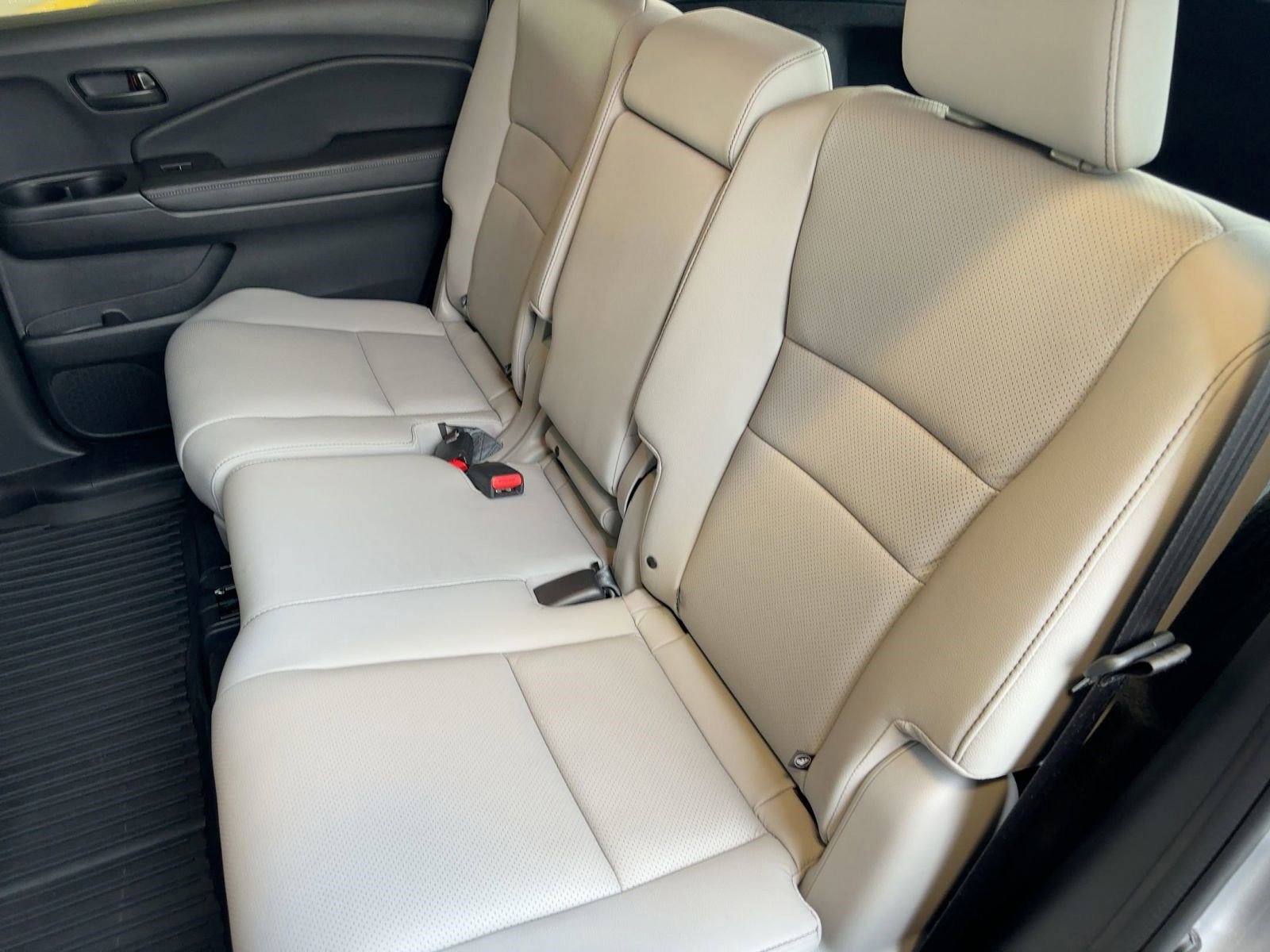 Used 2022 Honda Passport EX-L image 28