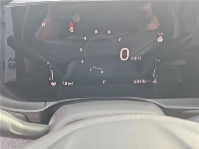 Used 2025 Buick Envista Sport Touring w/ Convenience I Package FWD image 11