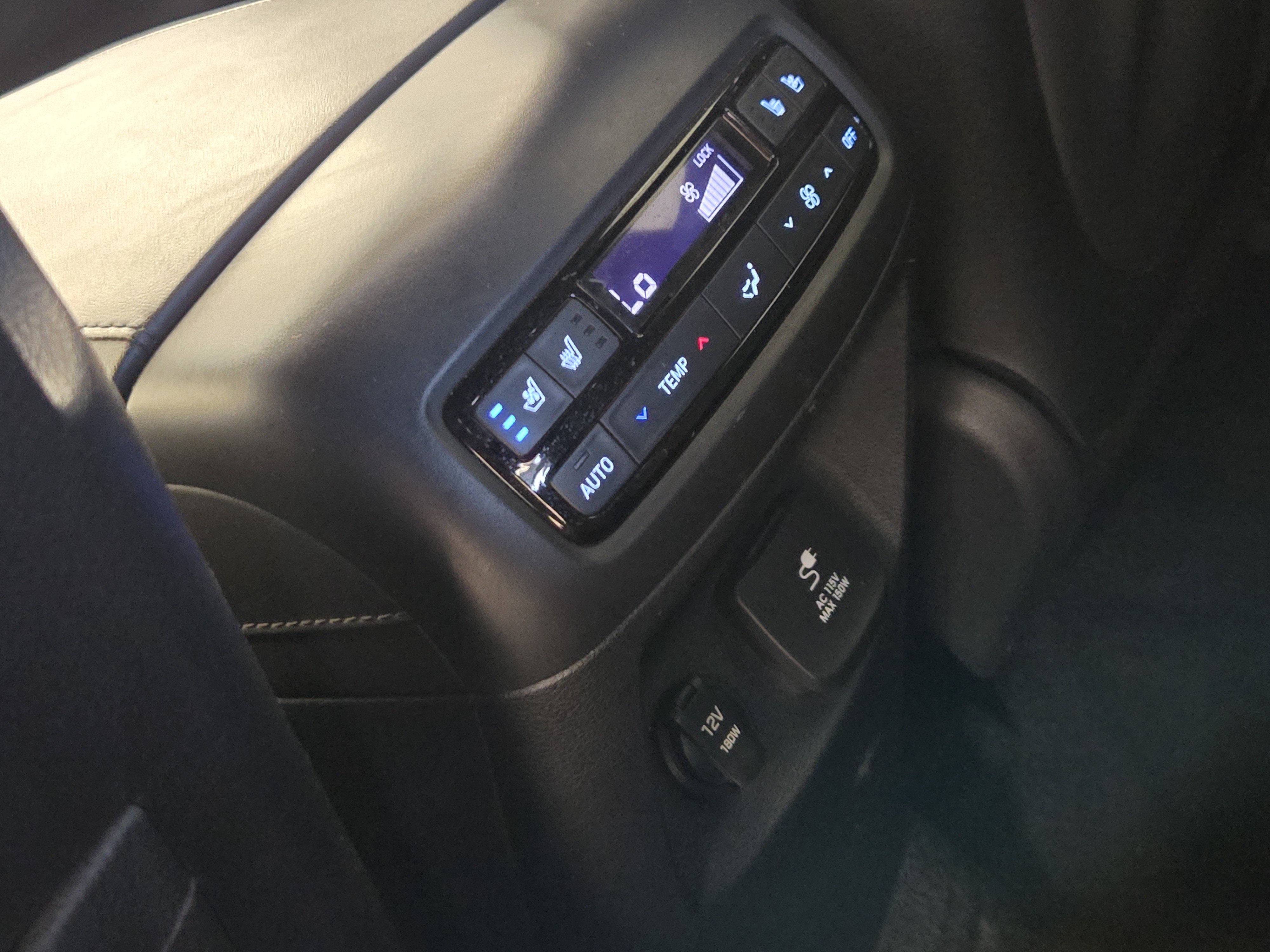 Used 2024 Hyundai Palisade Calligraphy AWD/4WD image 32