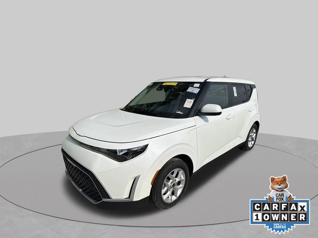 Used 2025 Kia Soul LX w/ LX Technology Package