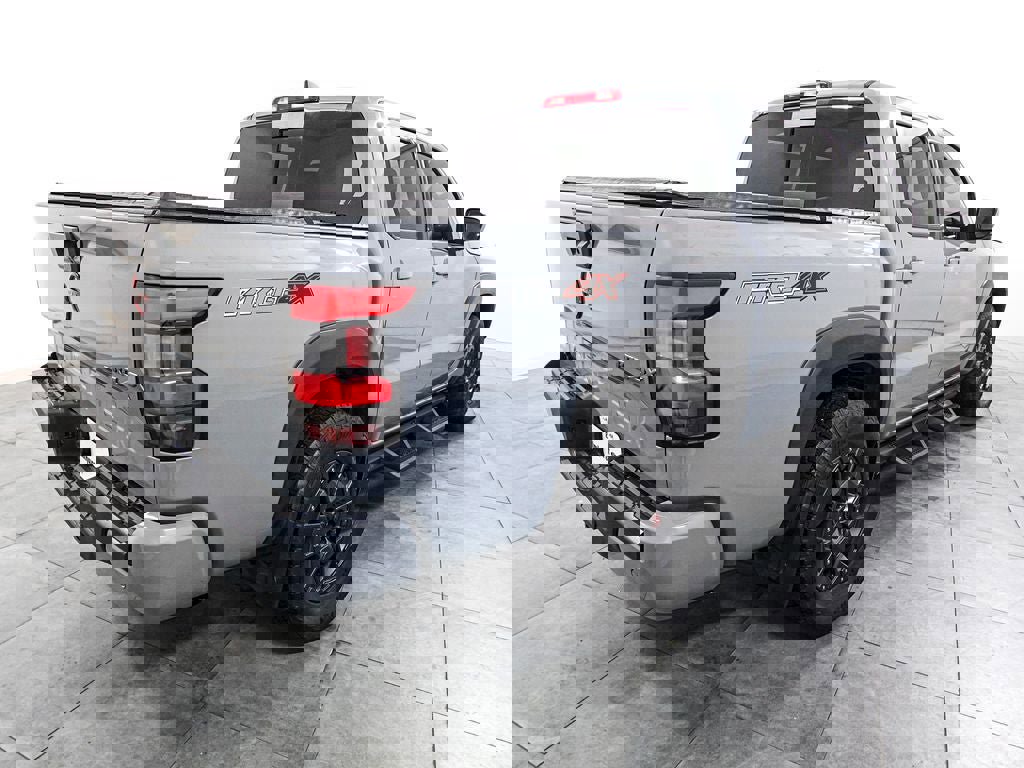 Used 2023 Nissan Frontier PRO-4X w/ Pro-4X Premium Package image 5