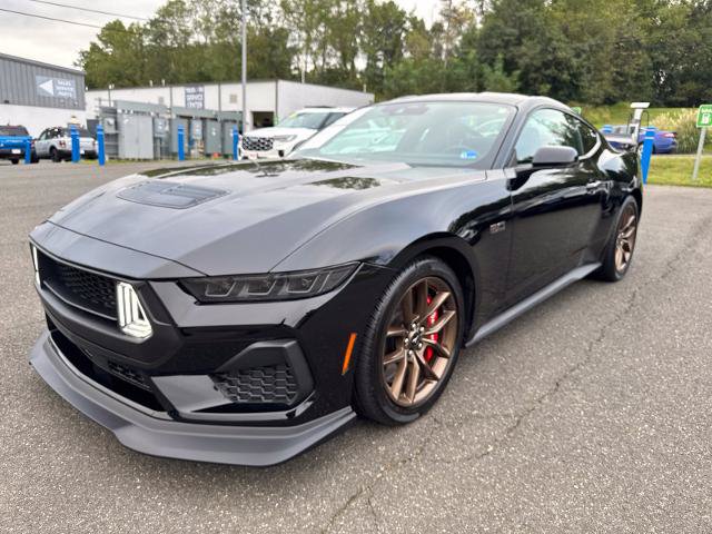 Certified 2025 Ford Mustang GT Premium RWD image 9