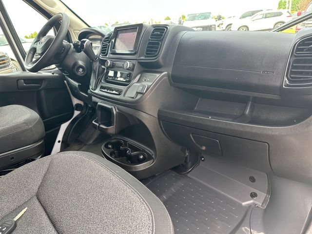 Used 2025 RAM ProMaster 2500 w/ Convenience Group FWD image 8