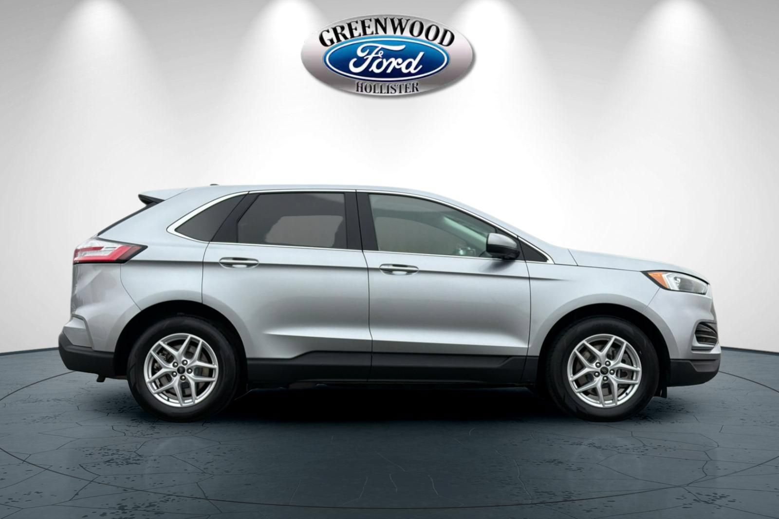 Certified 2024 Ford Edge SEL AWD/4WD image 3