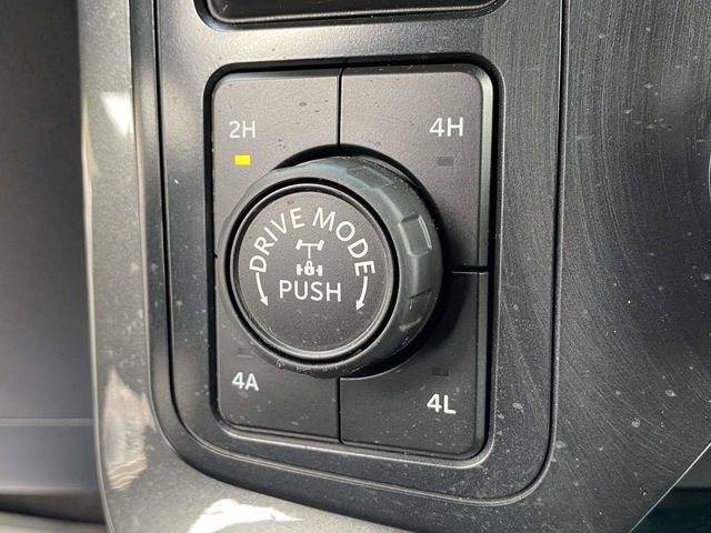 Certified 2022 Ford F150 Lariat w/ Equipment Group 502A High image 35