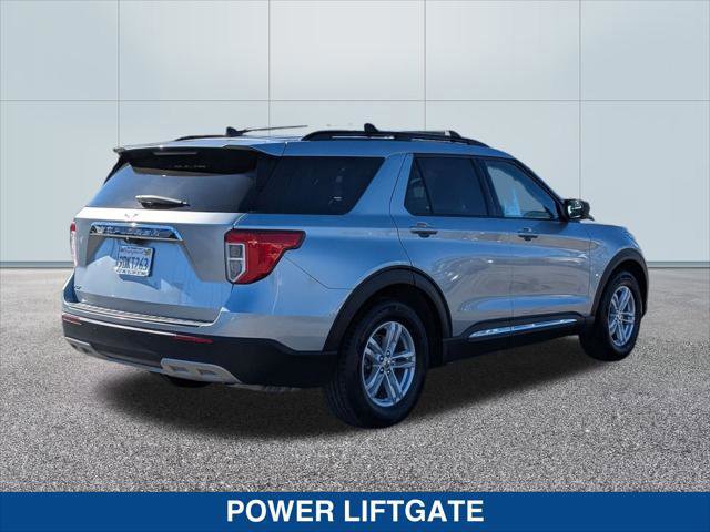 Certified 2022 Ford Explorer XLT w/ Equipment Group 202A image 4