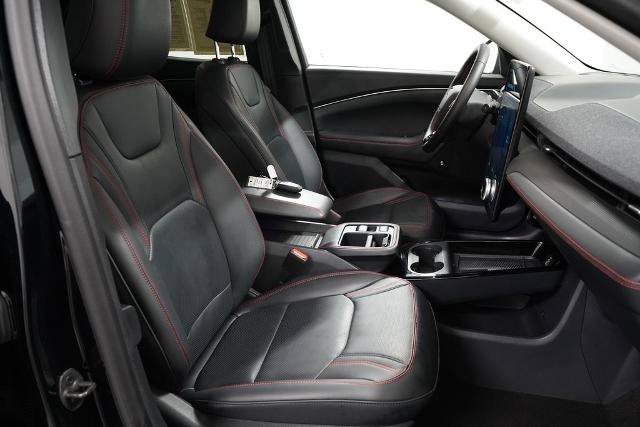Certified 2025 Ford Mustang Mach-E Premium w/ Sport Appearance Package AWD/4WD image 31
