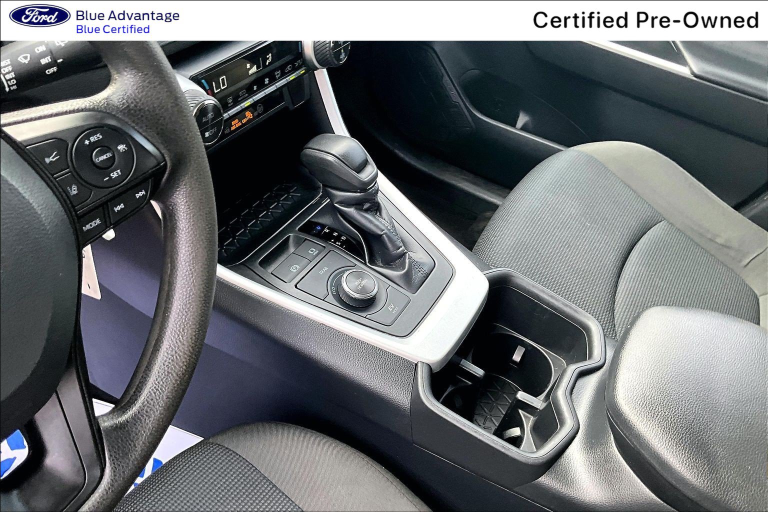 Used 2024 Toyota RAV4 LE AWD/4WD image 15