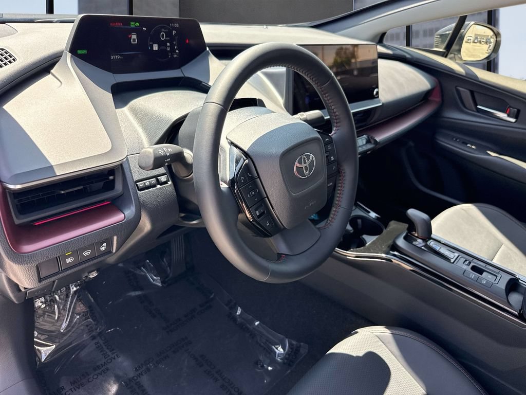 Used 2026 Toyota Prius Plug-In Hybrid FWD image 28