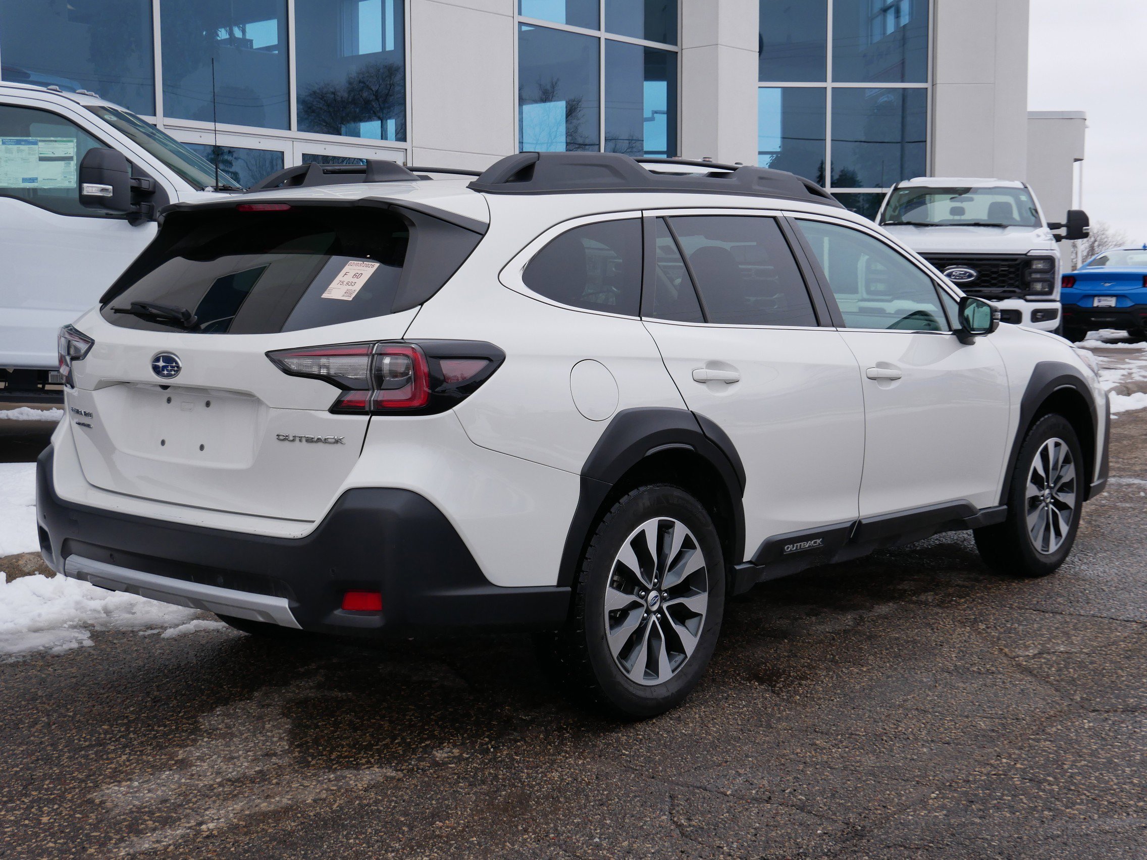 Used 2023 Subaru Outback Limited AWD/4WD image 3